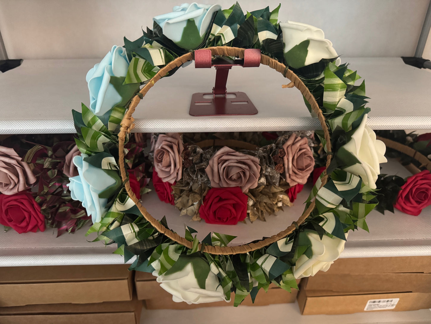HEAD CROWN LEIS
