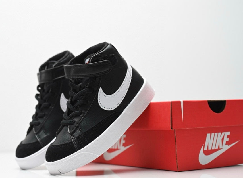 KIDS NIKE DUNK HIGH