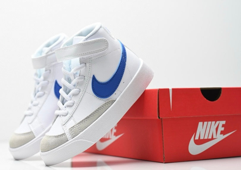 Kids NIKES DUNK HIGHS