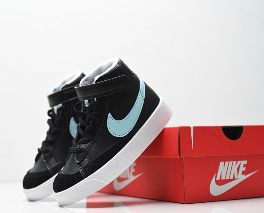 KIDS NIKE DUNK HIGH