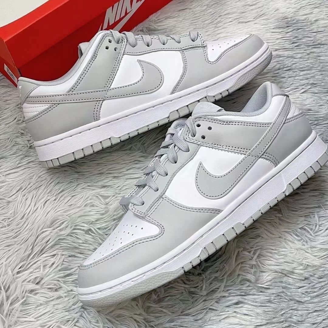 NIKE AIR JORDANS DUNK LOWS