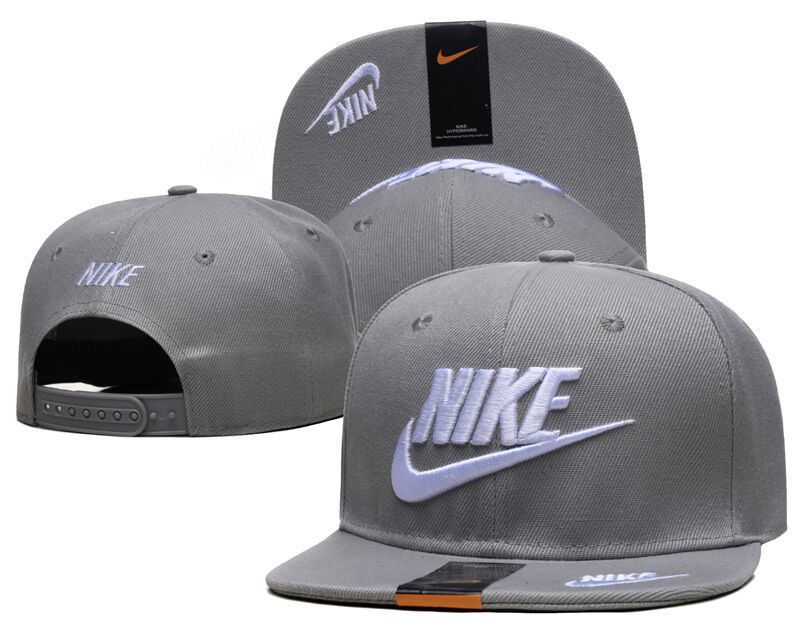NIKE SNAP BACKS embroidery
